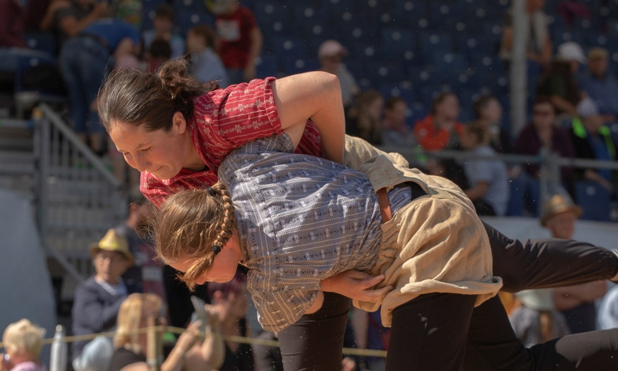 Association romande de lutte suisse féminine