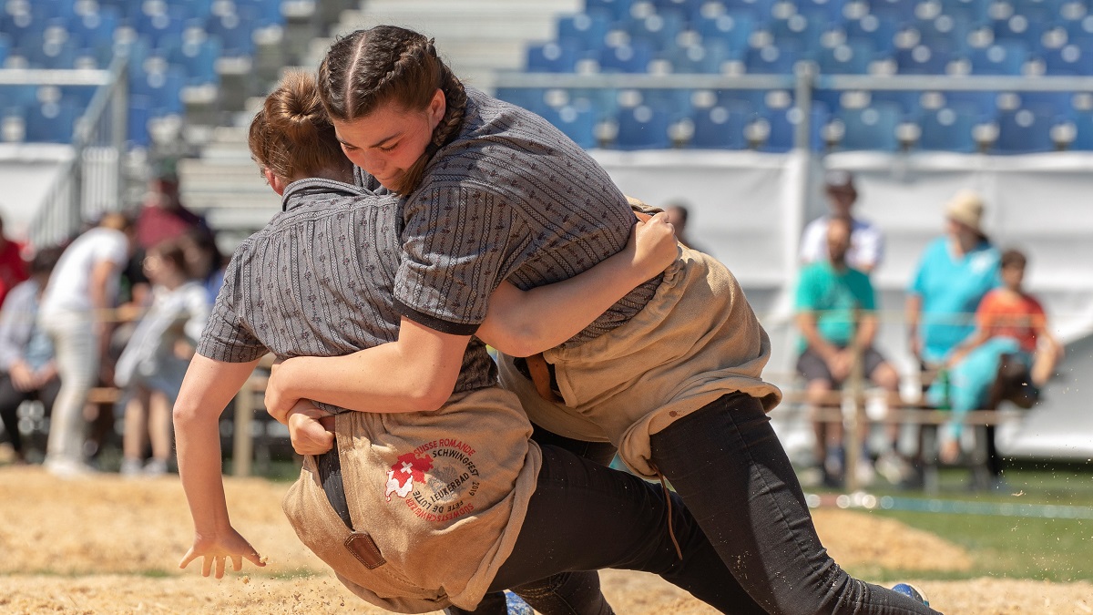 Association romande de lutte suisse féminine